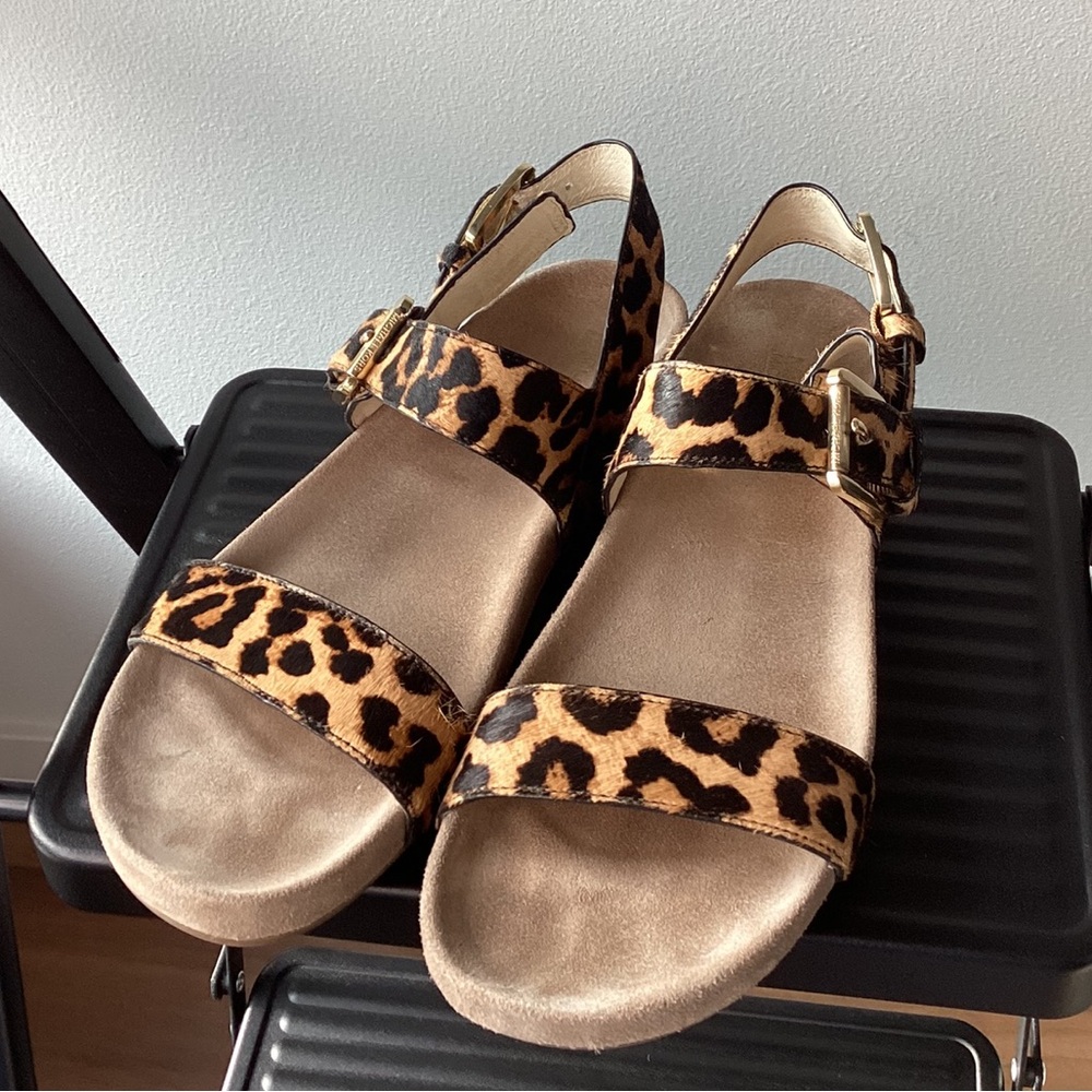 Sold on other platform Michael Michael Kors leopard Print Buckle Sandals Size 10 - Picture 2 of 5